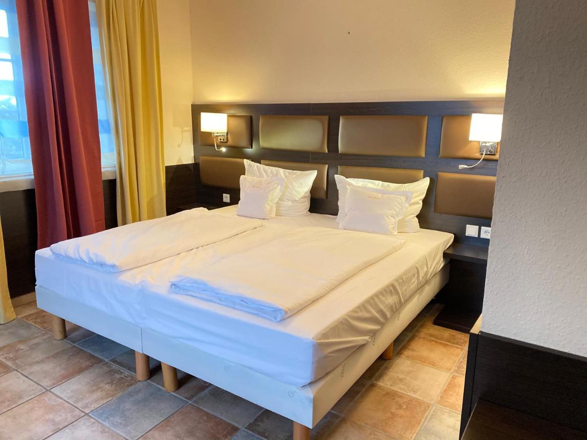 Vintage Hotel Koeln Pulheim - Kostenlose Parkplaetze Екстериор снимка