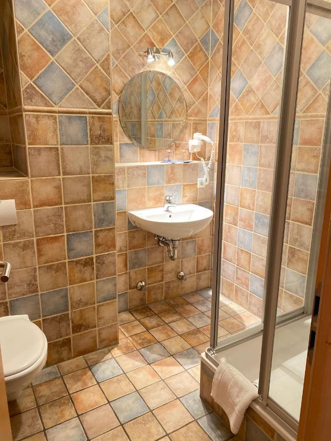 Vintage Hotel Koeln Pulheim - Kostenlose Parkplaetze Екстериор снимка