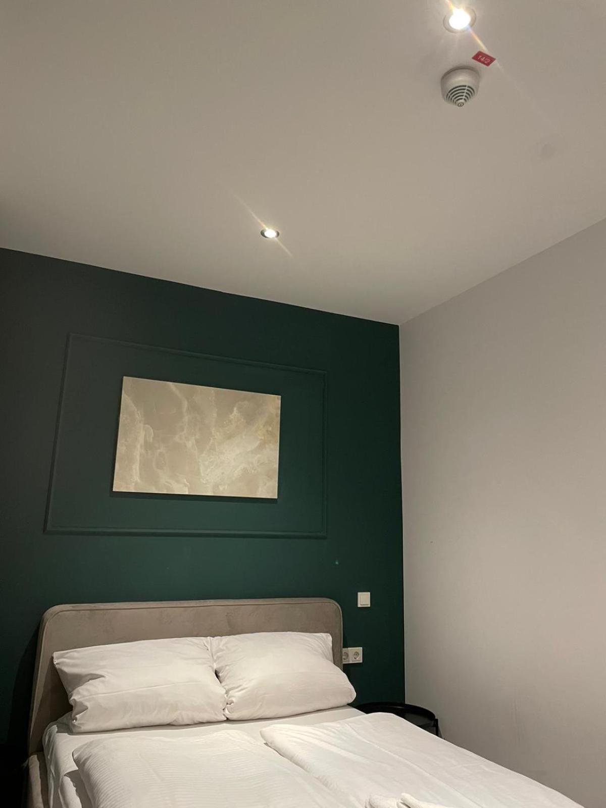 Vintage Hotel Koeln Pulheim - Kostenlose Parkplaetze Екстериор снимка