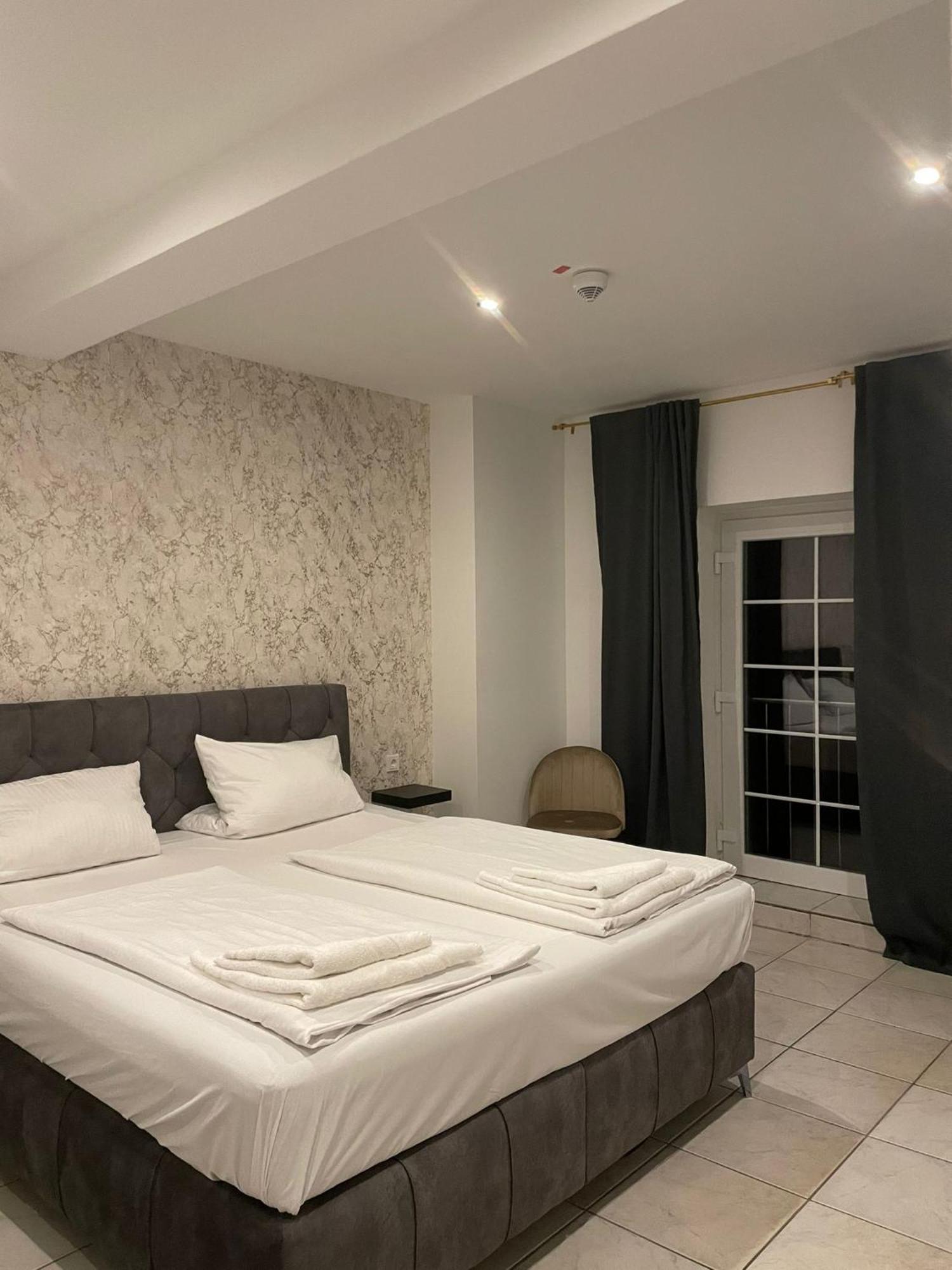 Vintage Hotel Koeln Pulheim - Kostenlose Parkplaetze Екстериор снимка